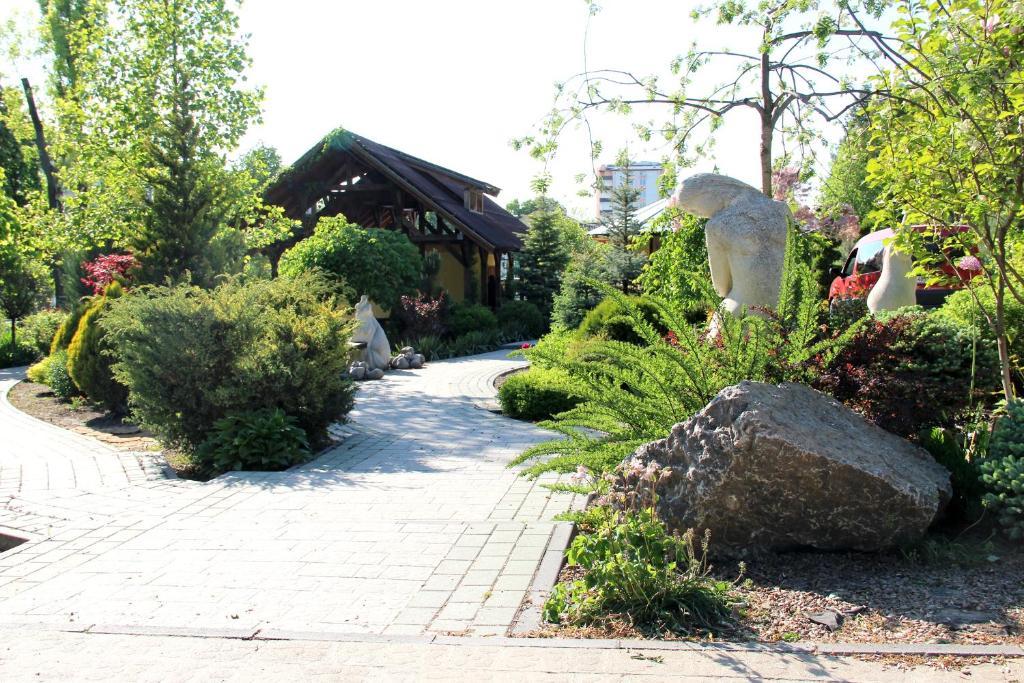 Gala Hotel Camenița Exterior foto